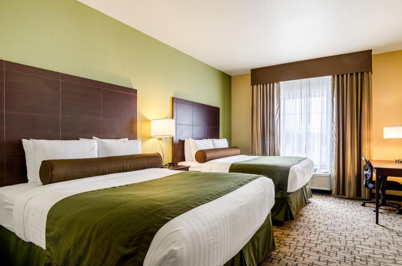 Double Room - Disability Access at Cobblestone Hotel & Suites - McCook
