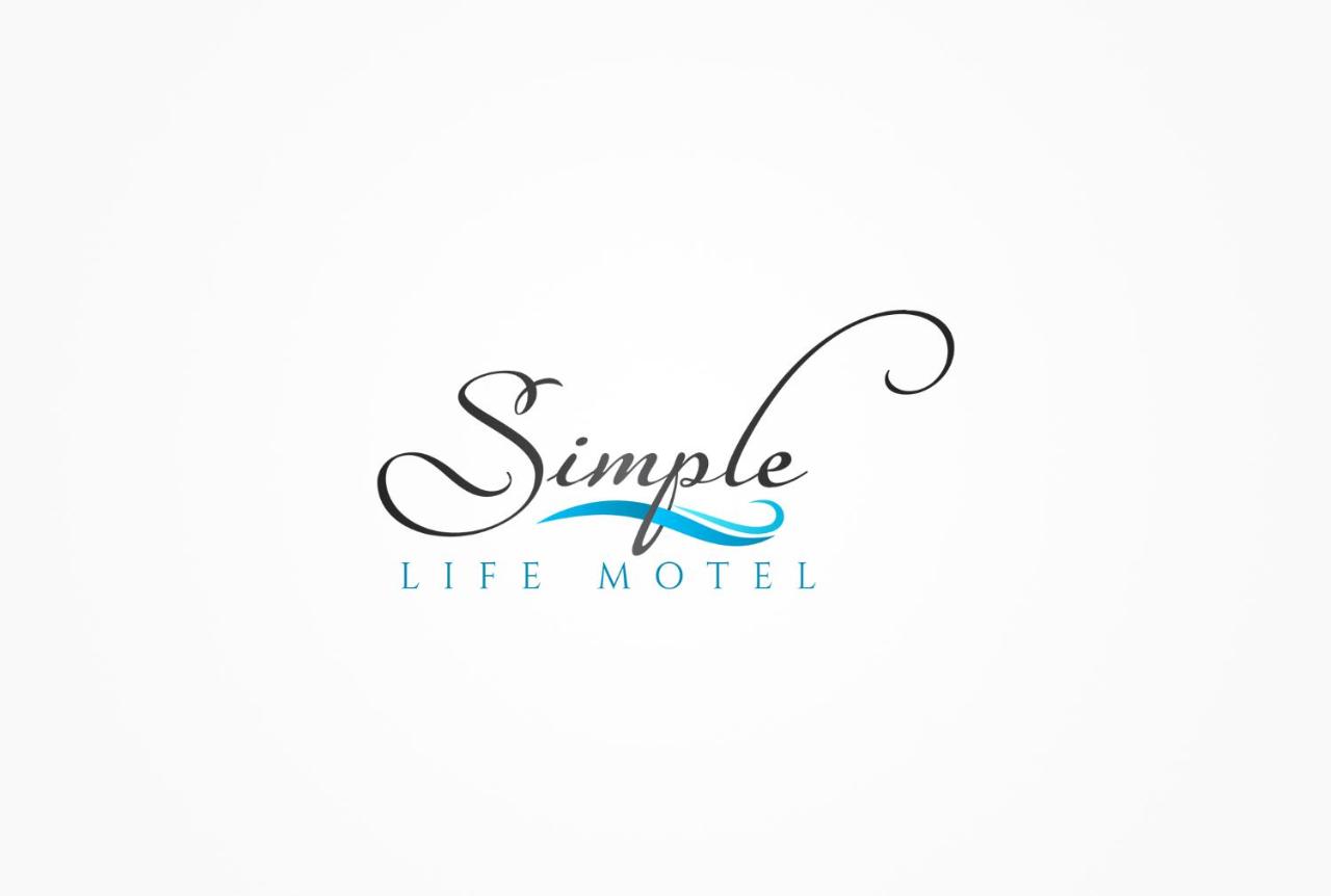  | Simple Life Motel