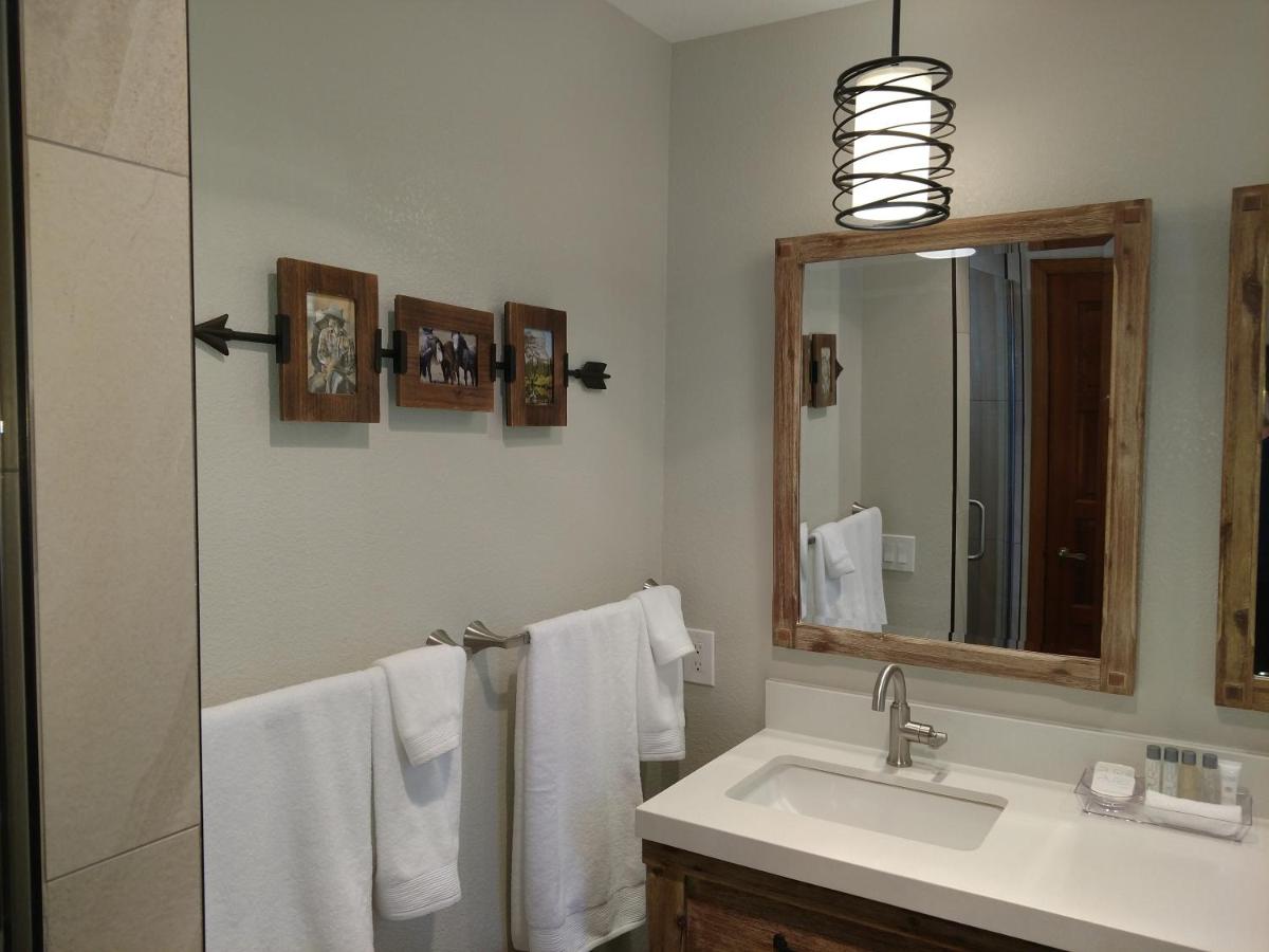 | Ponderosa Ridge A B & B