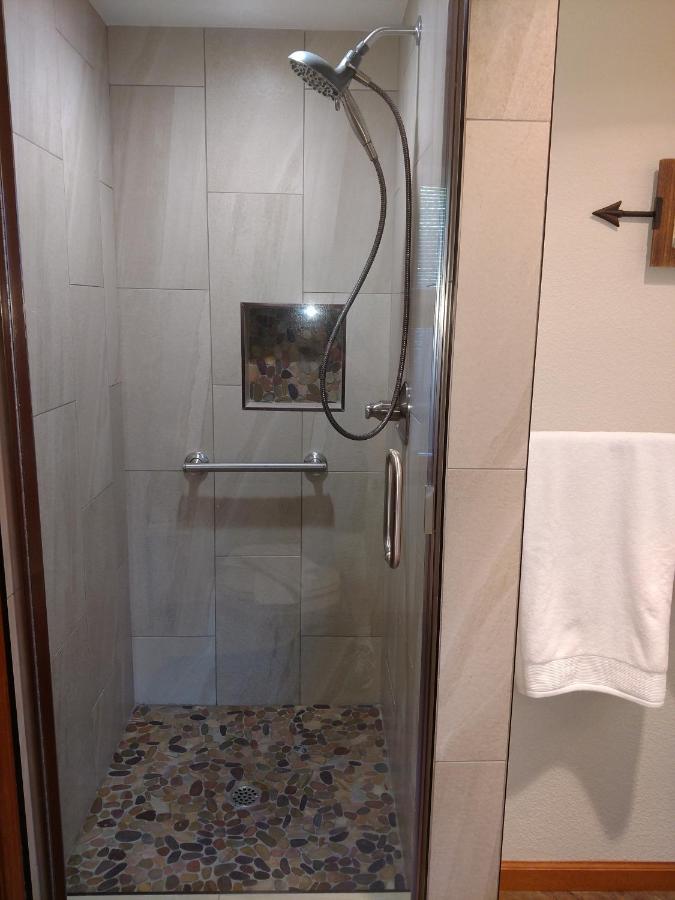 | Ponderosa Ridge A B & B