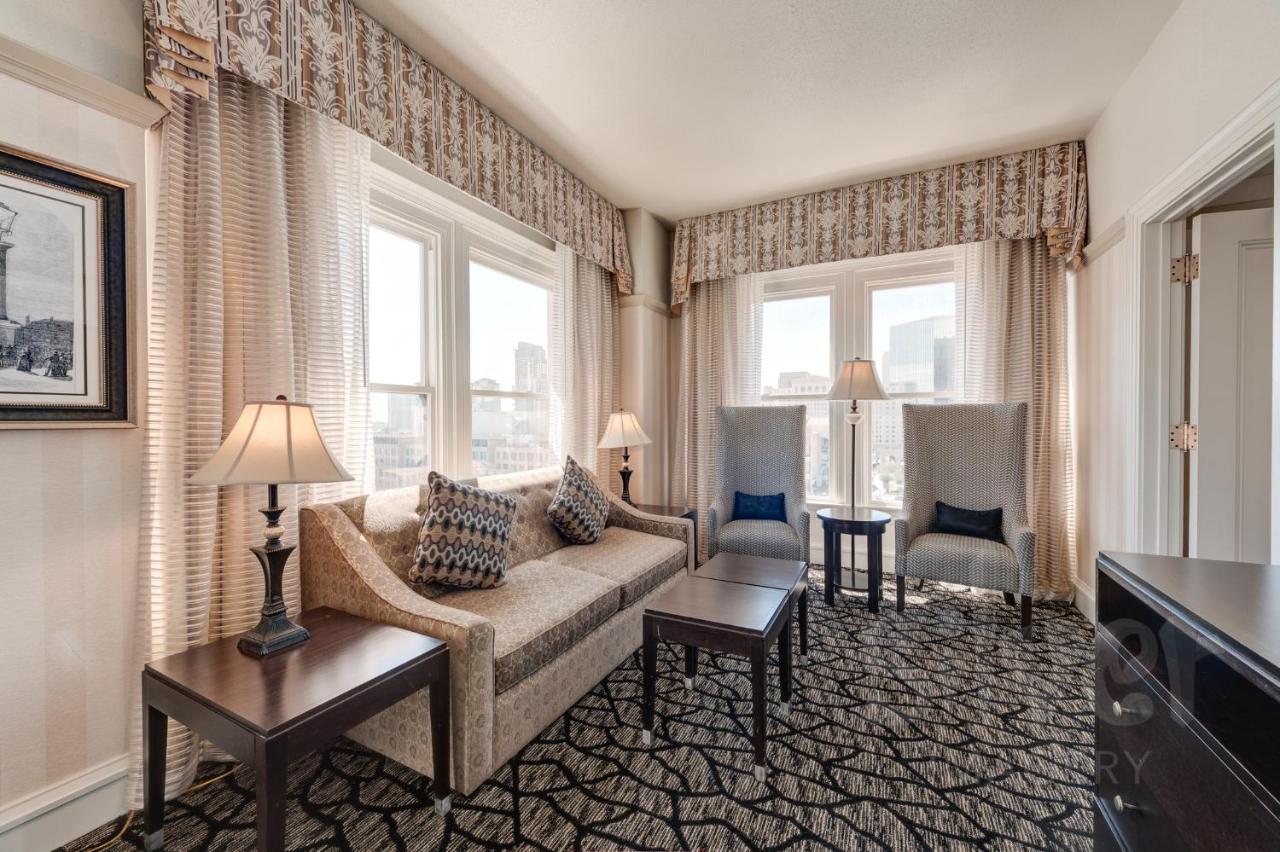 One-Bedroom Suite at Gaslamp Plaza Suites