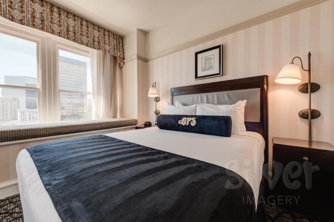 | Gaslamp Plaza Suites
