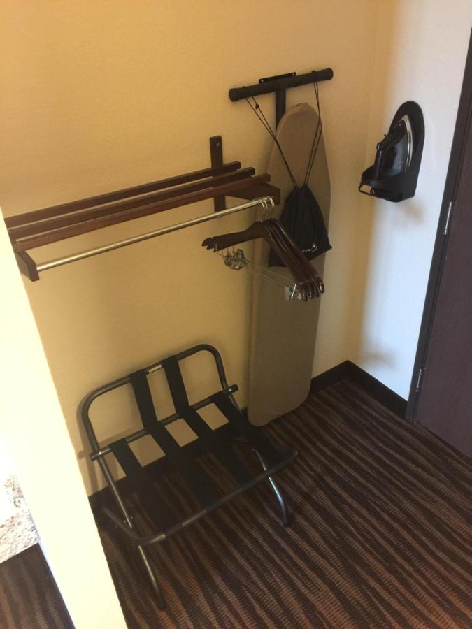 | Cobblestone Inn & Suites - Maryville