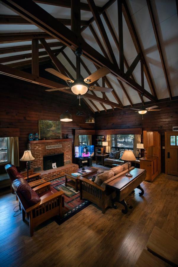 | 34 Grandmas Cabin