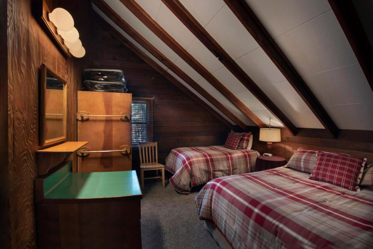 | 34 Grandmas Cabin