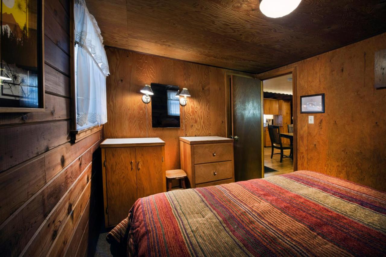 | 34 Grandmas Cabin