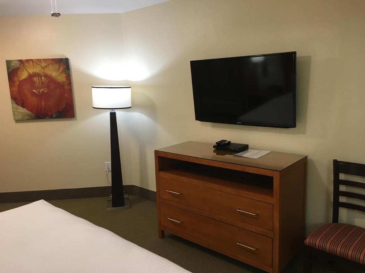 Two-Bedroom Suite at Hilton Vacation Club Varsity Club Tucson