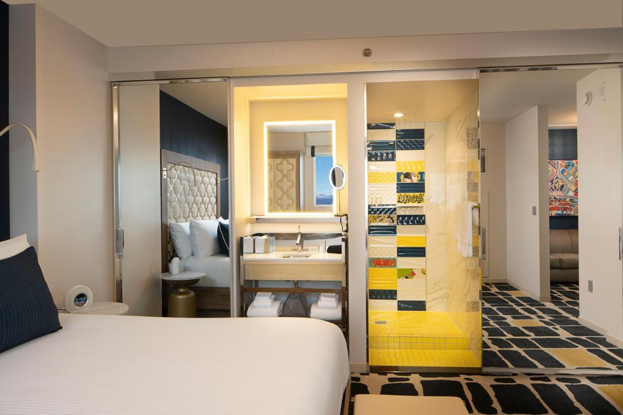 Blanca Junior Suite at SAHARA Las Vegas