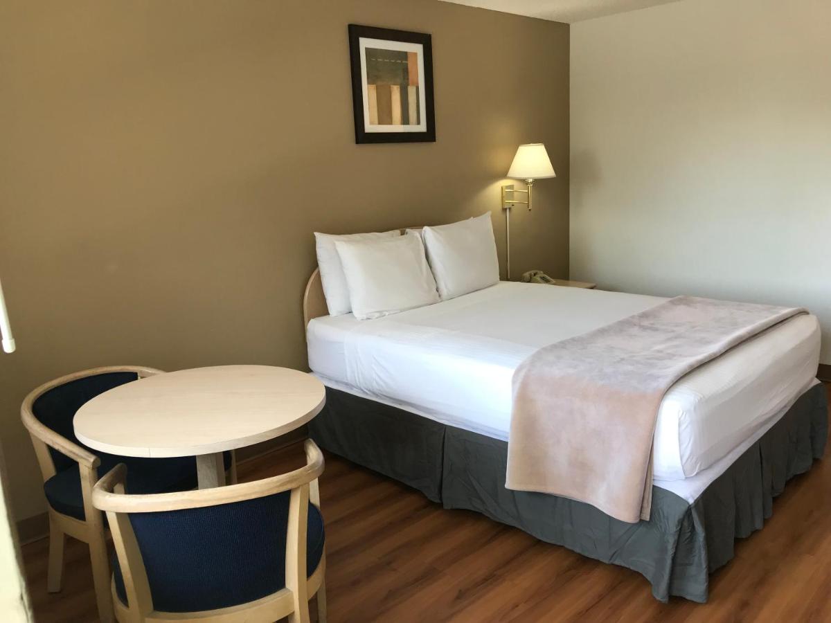 | Sea-Tac Airport Value Inn