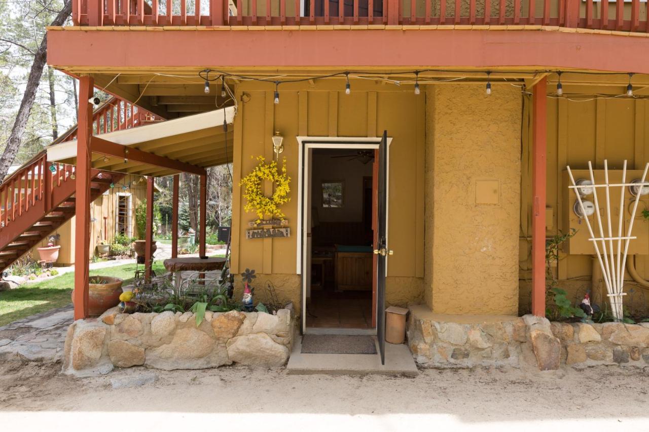| Crown King Cabins Bradshaw
