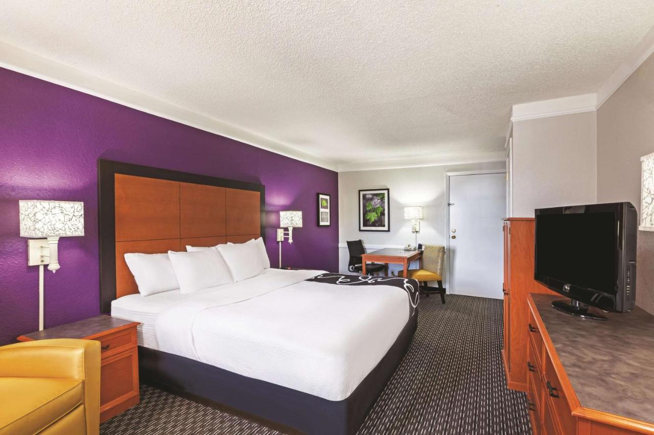 King Room at La Quinta Inn by Wyndham Midland