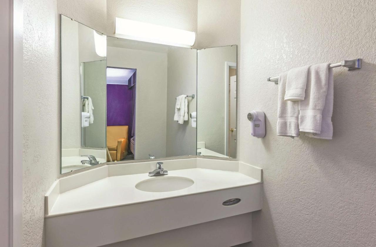 King Room at La Quinta Inn by Wyndham Midland