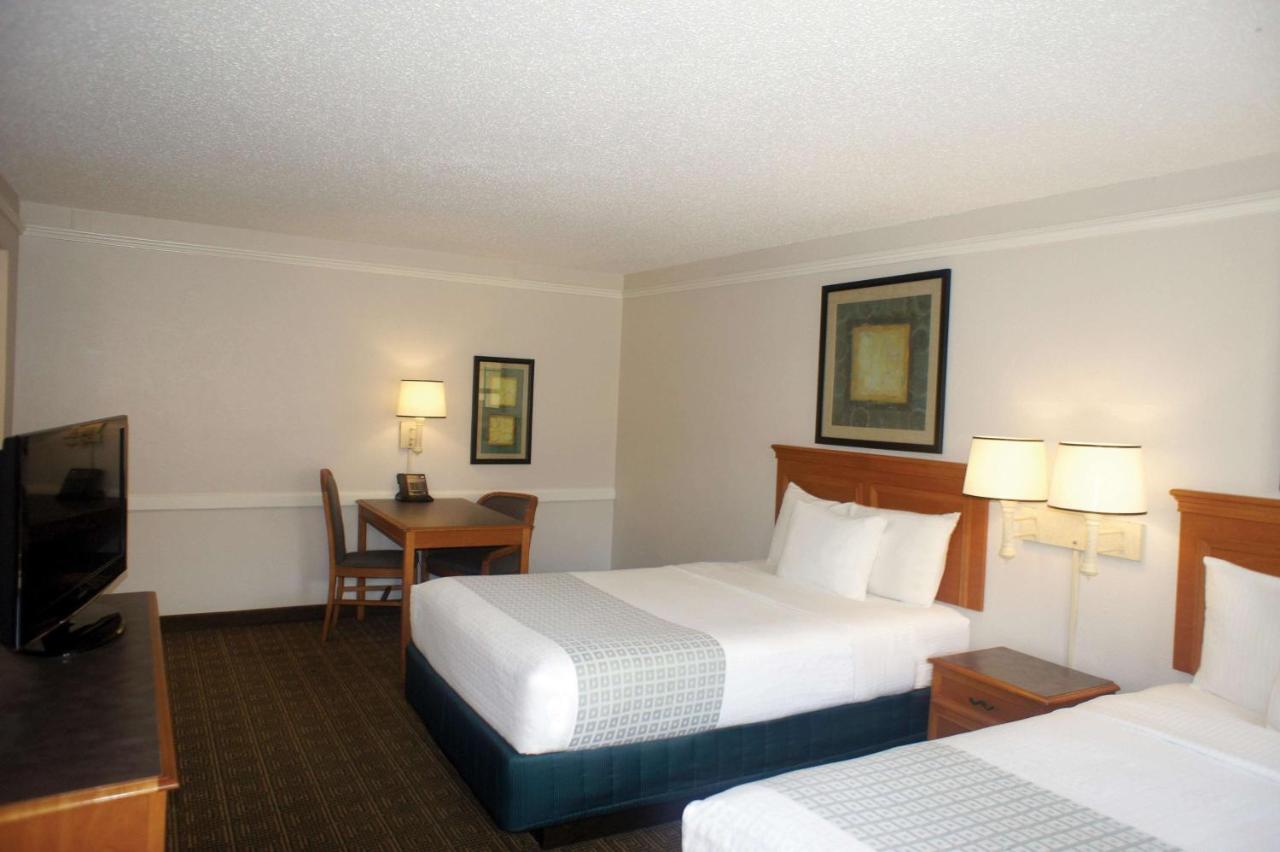 Deluxe Double Room with Two Double Beds - Non-Smoking at La Quinta Inn by Wyndham Tallahassee North