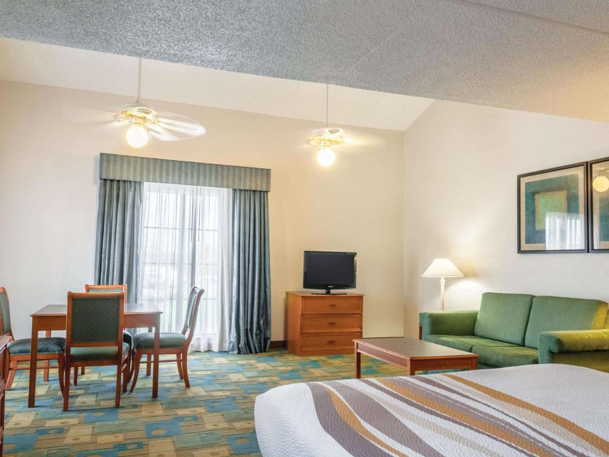 | La Quinta Inn by Wyndham New Orleans West Bank / Gretna