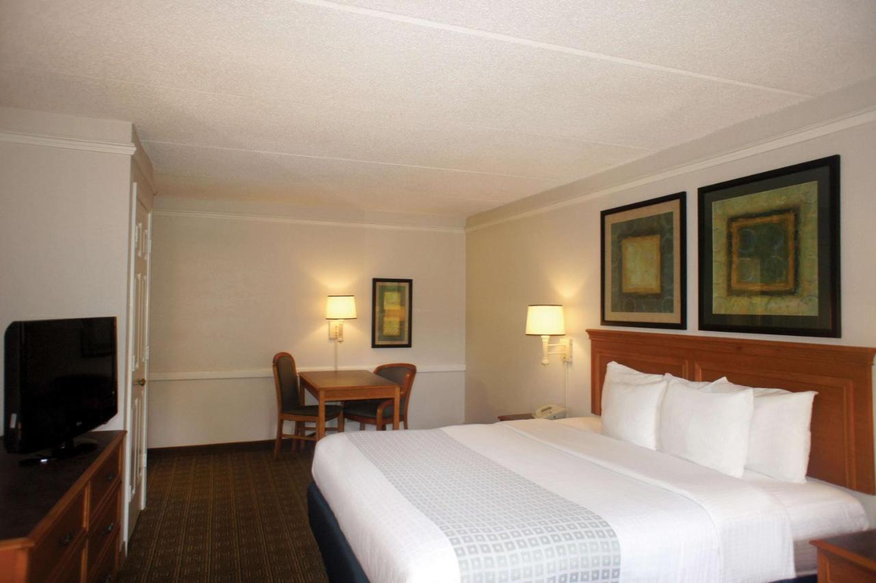 King Room - Non-Smoking at La Quinta Inn by Wyndham Tallahassee North