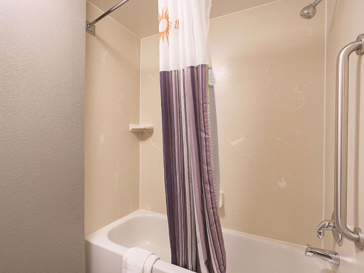 Deluxe Double Room with Two Double Beds - Non-Smoking at La Quinta Inn by Wyndham Fresno Yosemite