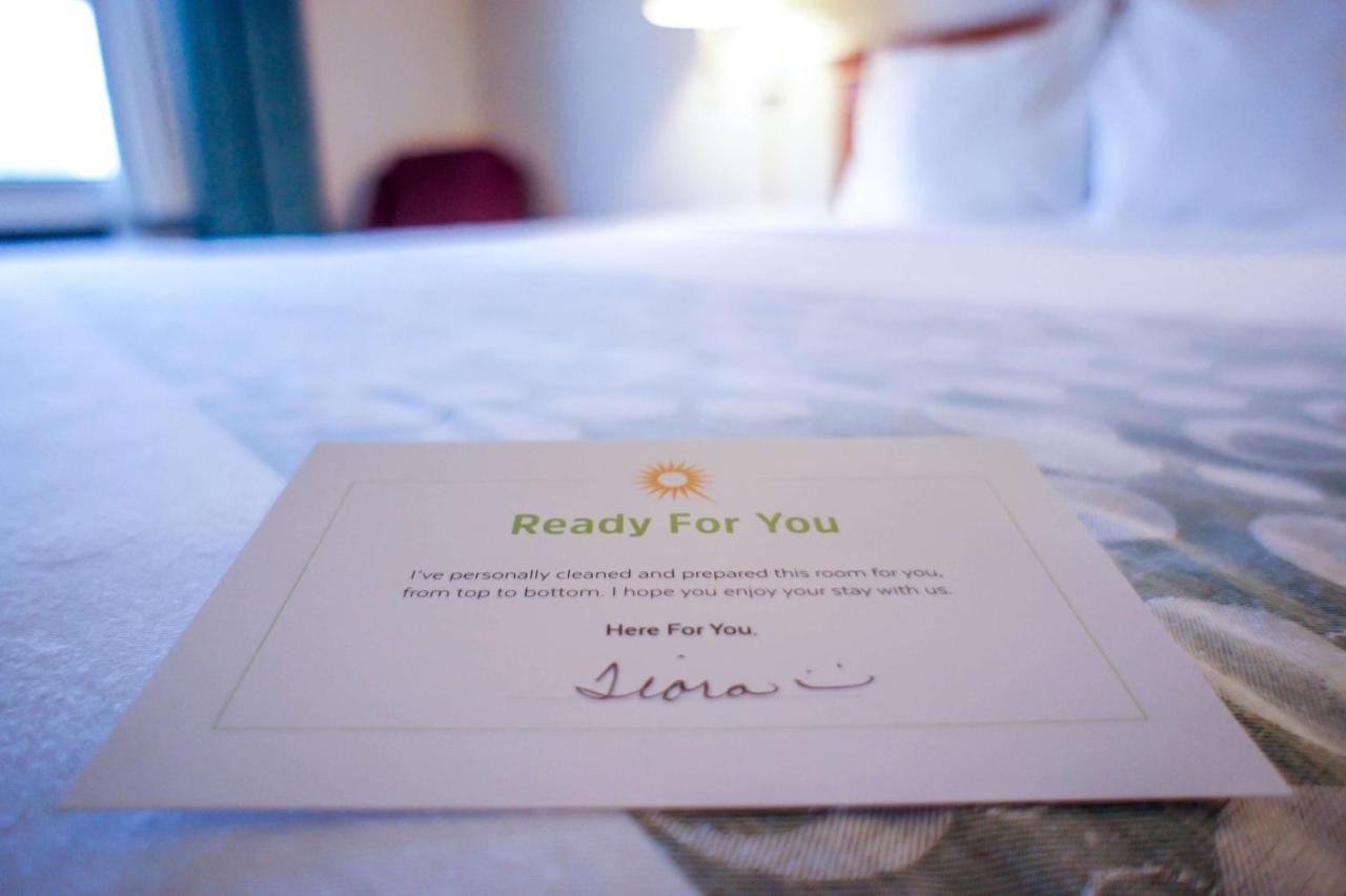 Deluxe Double Room with Two Double Beds at La Quinta Inn by Wyndham Moline Airport