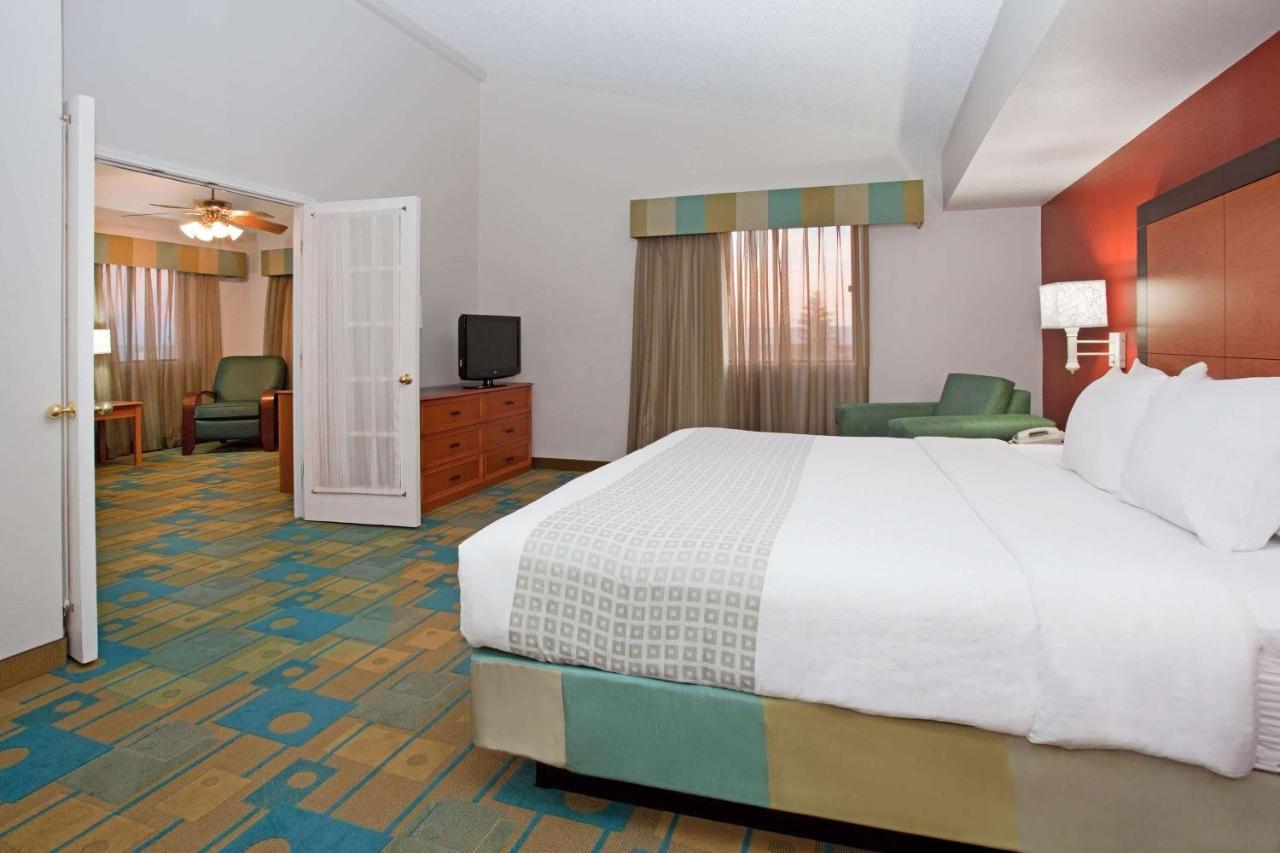One-Bedroom King Suite - Non-Smoking at La Quinta Inn by Wyndham Cheyenne