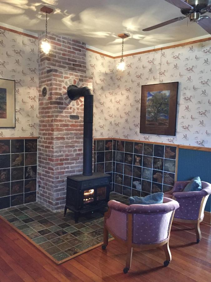  | Abe's Spring Street Guest House