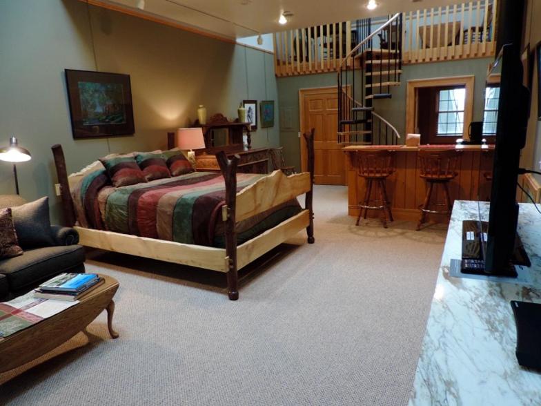  | Abe's Spring Street Guest House