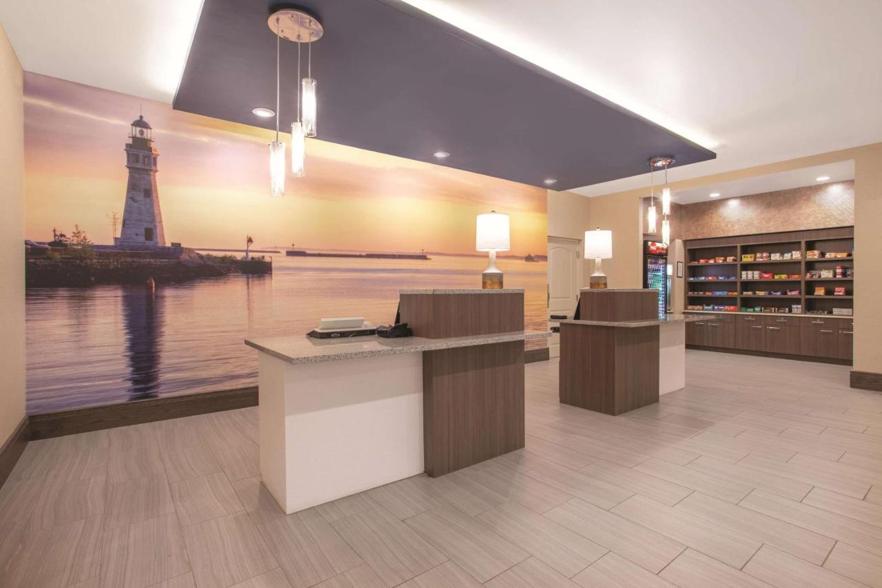 | La Quinta by Wyndham Buffalo Amherst