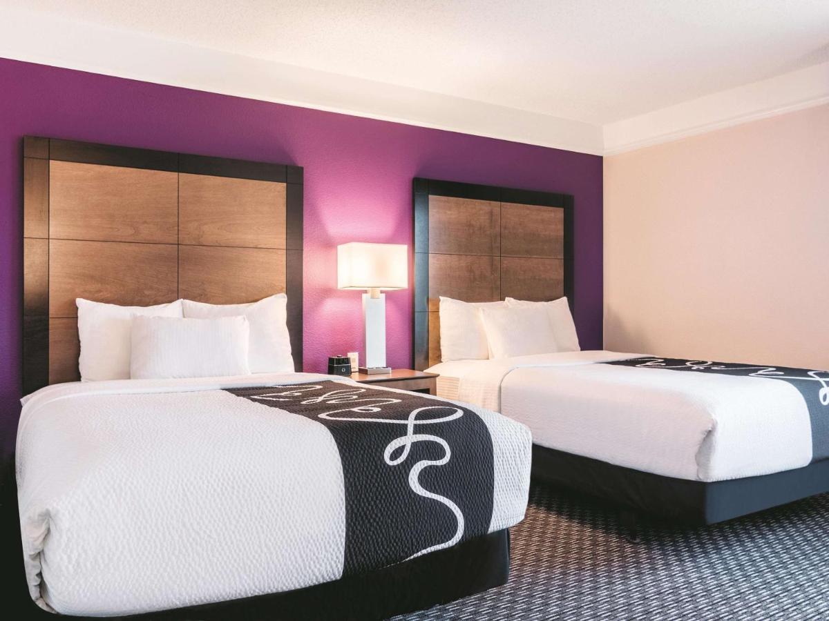 Deluxe Room with Two Double Beds at La Quinta Inn & Suites by Wyndham Shreveport Airport