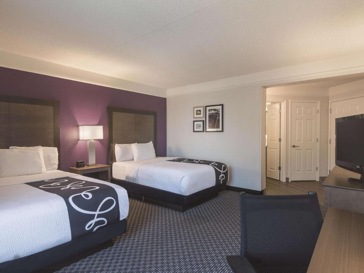 Double Room with Two Double Beds and View - Non-Smoking at La Quinta Inn & Suites by Wyndham Oklahoma City Norman