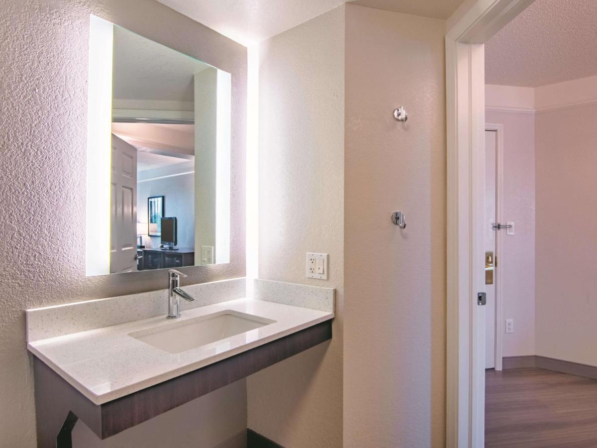 Double Room with Two Double Beds and Courtyard View - Mobility and Hearing Impaired Access/Non-Smoki at La Quinta Inn & Suites by Wyndham Oklahoma City Norman