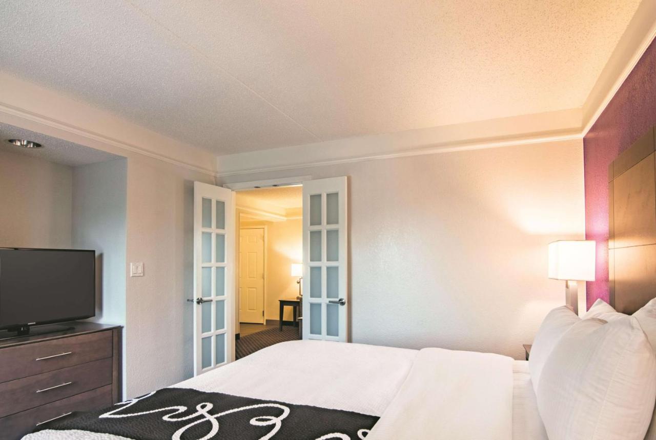 Deluxe King Suite at La Quinta Inn & Suites by Wyndham Oklahoma City Norman