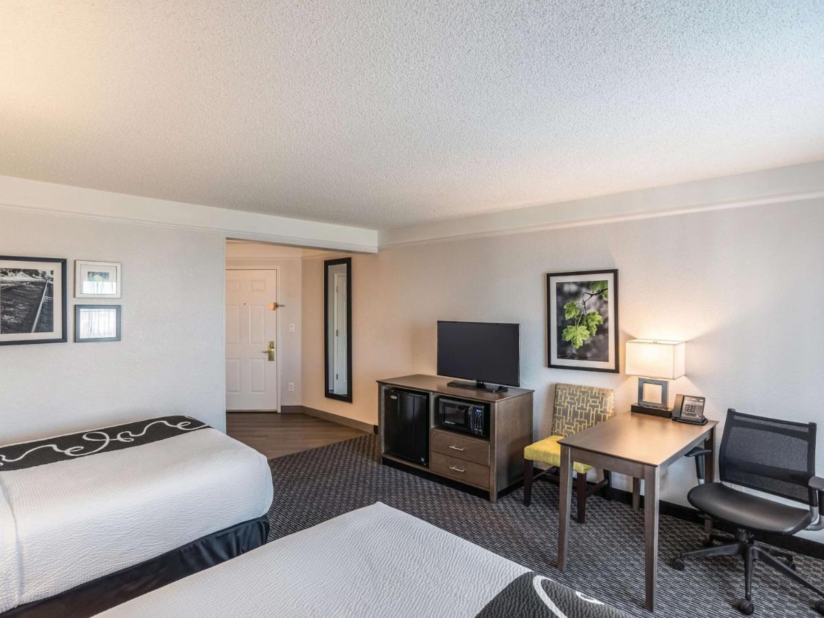 Deluxe Double Room with Two Double Beds at La Quinta Inn & Suites by Wyndham Phoenix Chandler
