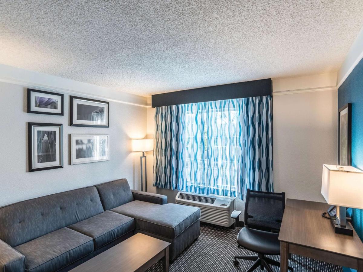 Deluxe King Suite - Non-Smoking at La Quinta Inn & Suites by Wyndham Phoenix Chandler
