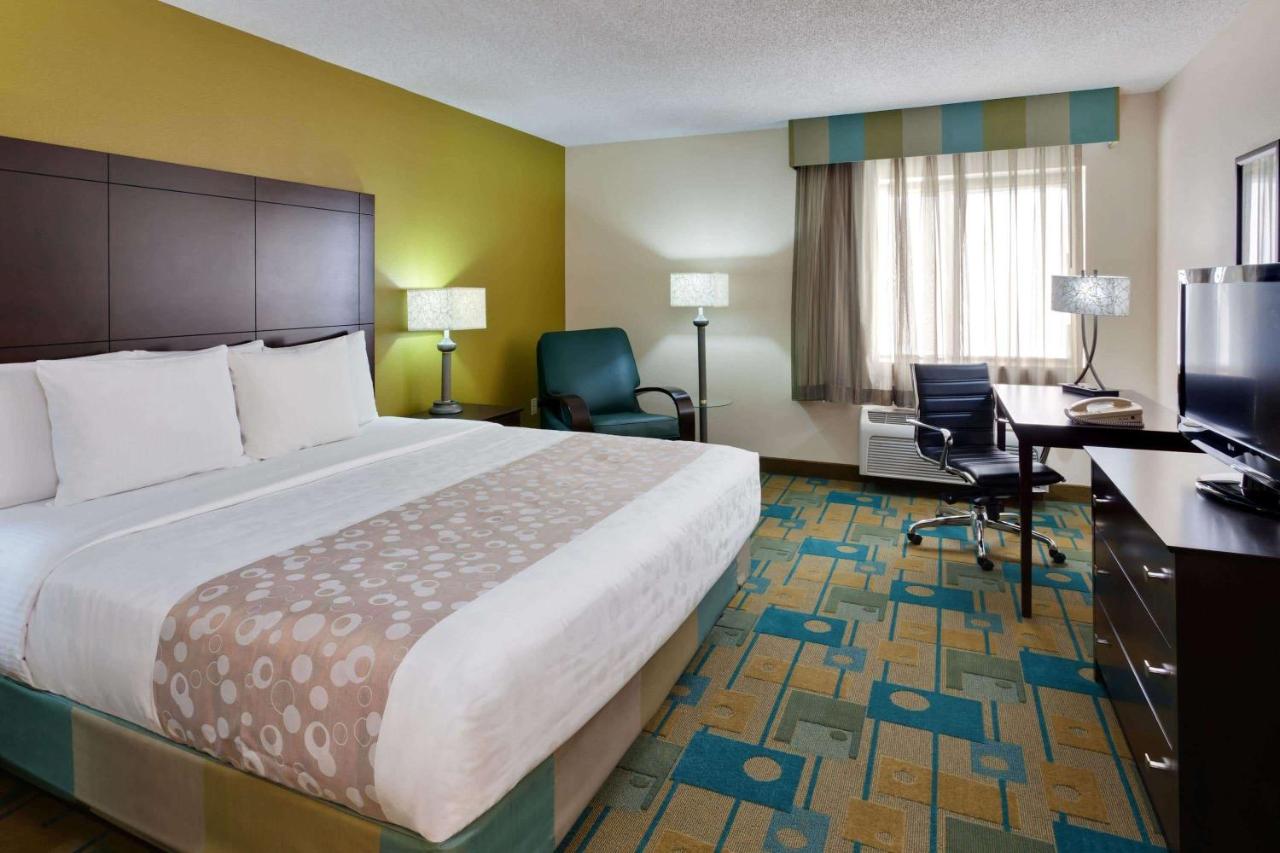 King Room at La Quinta Inn & Suites by Wyndham Plattsburgh
