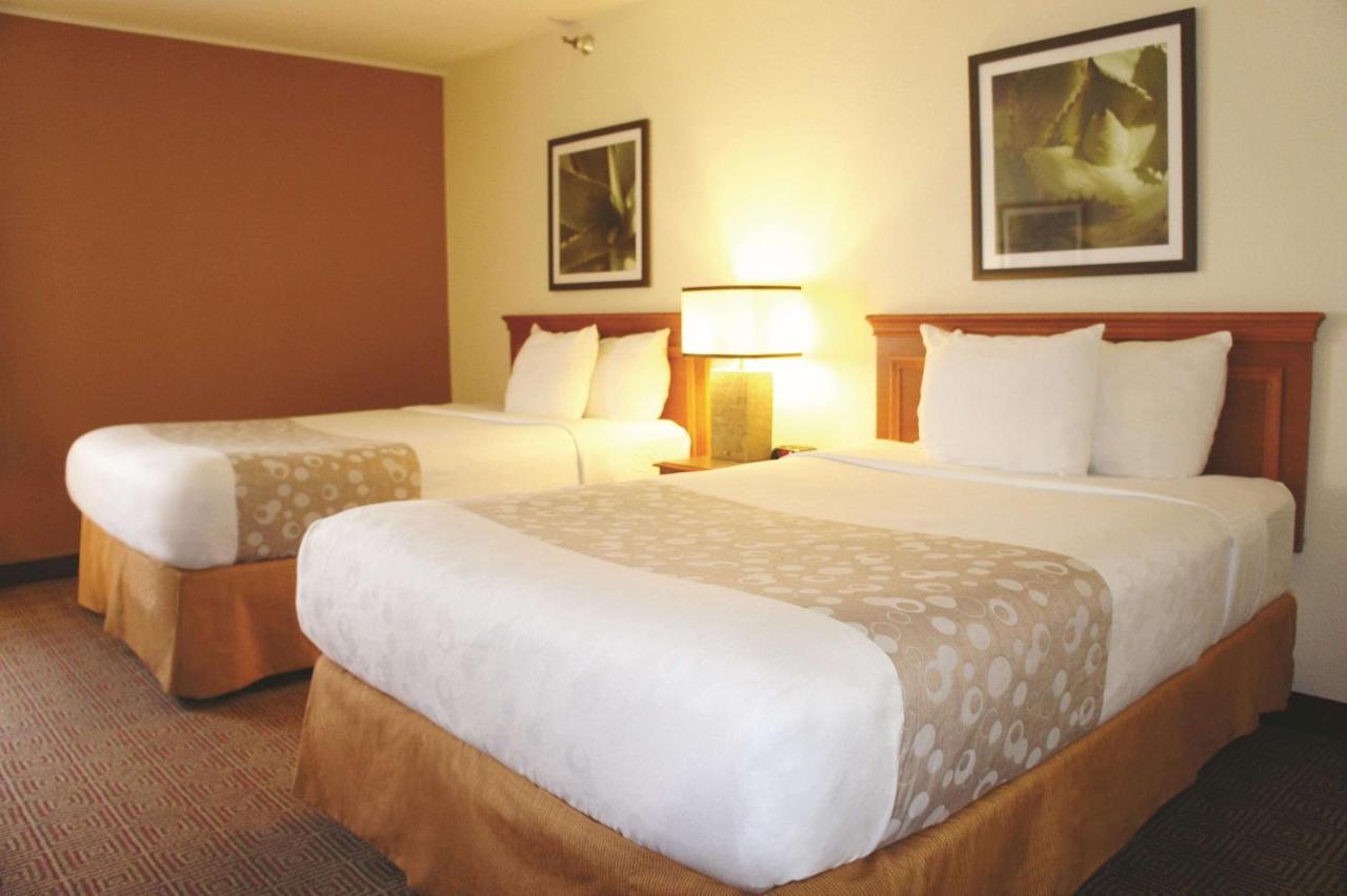 Double Room with Two Double Beds at La Quinta Inn by Wyndham Kansas City North