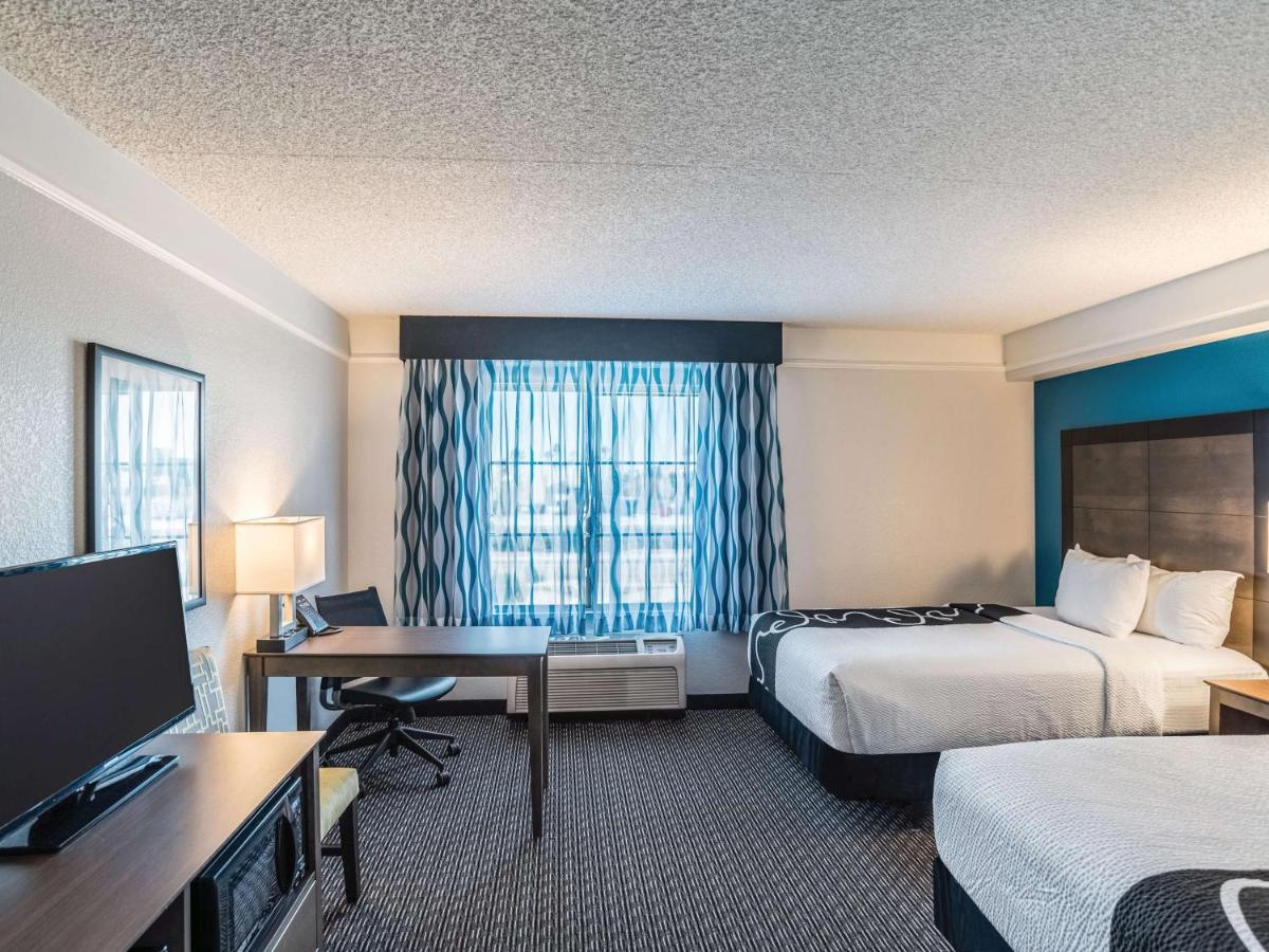 Double Room with Two Double Beds - Disability Access at La Quinta Inn & Suites by Wyndham Phoenix Chandler