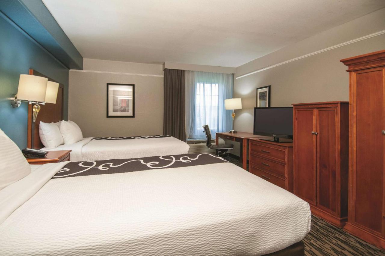 Deluxe Double Room with Two Double Beds at La Quinta Inn by Wyndham San Antonio Brooks City Base