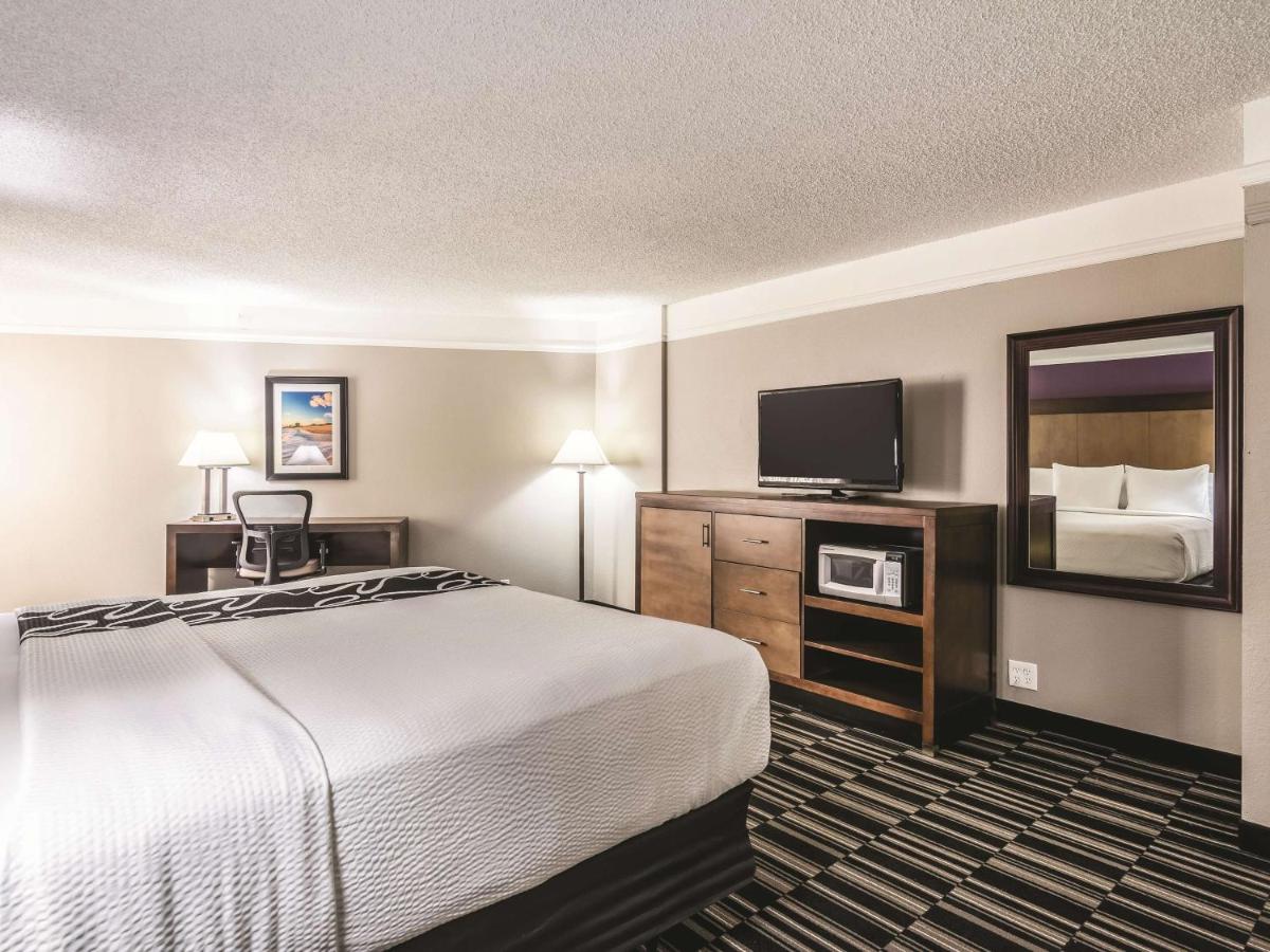 Large King Suite - Non-Smoking at La Quinta Inn by Wyndham Jupiter