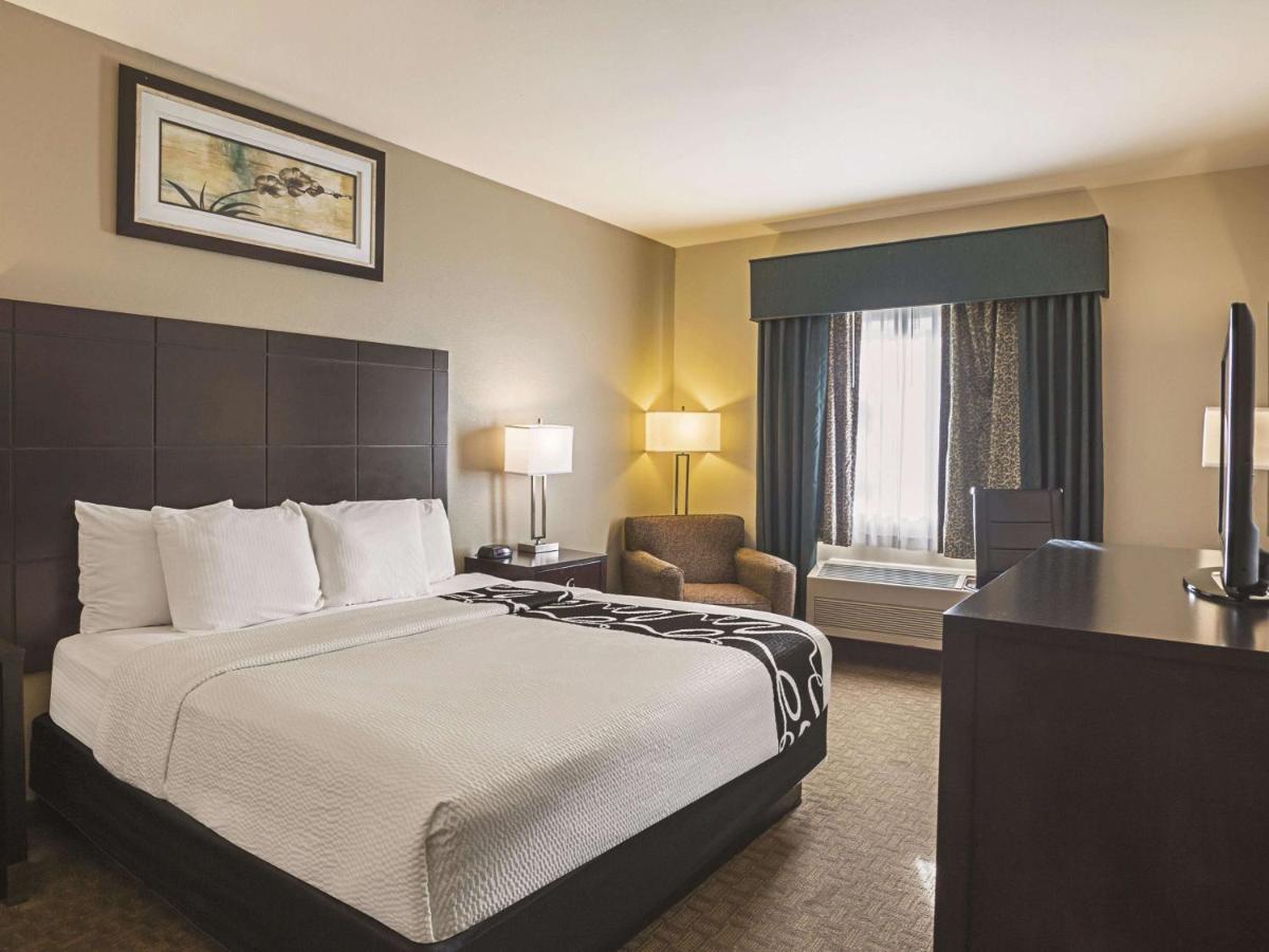 King Room - Mobility Access at La Quinta Inn by Wyndham Olympia - Lacey