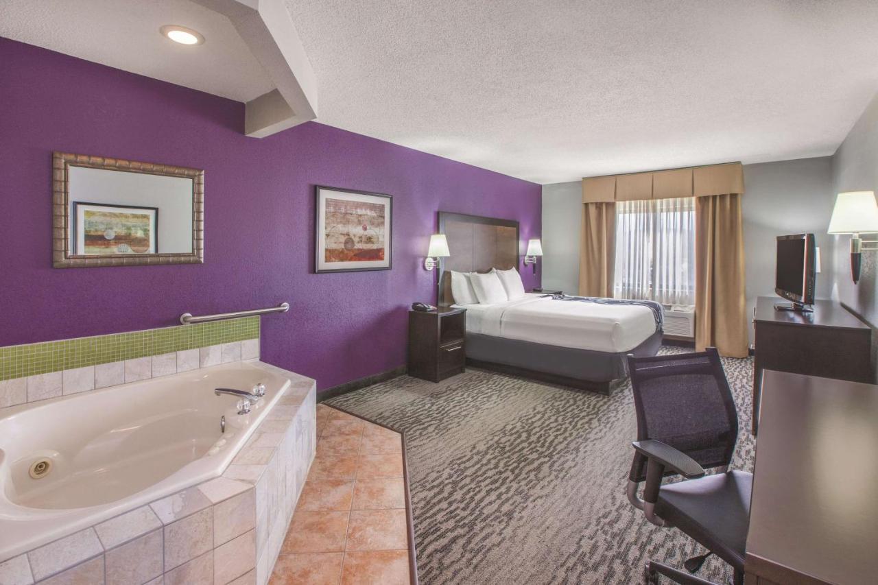 Deluxe King Suite - Non-Smoking at La Quinta Inn & Suites by Wyndham Erie