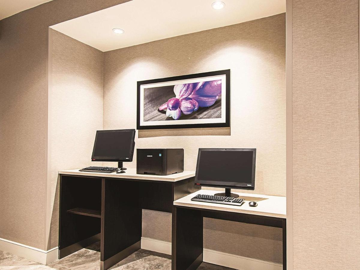  | La Quinta by Wyndham Cincinnati Sharonville
