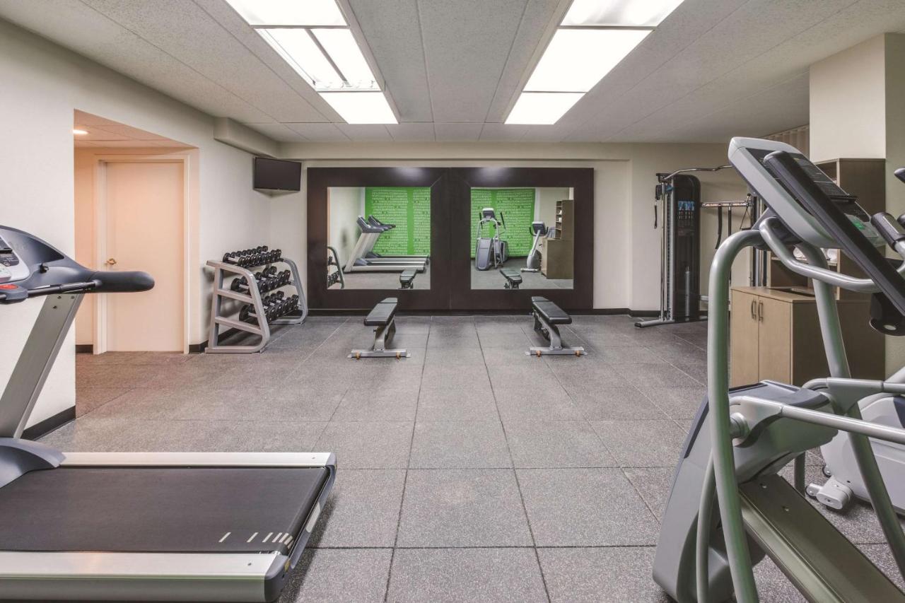 | La Quinta by Wyndham Philadelphia Airport