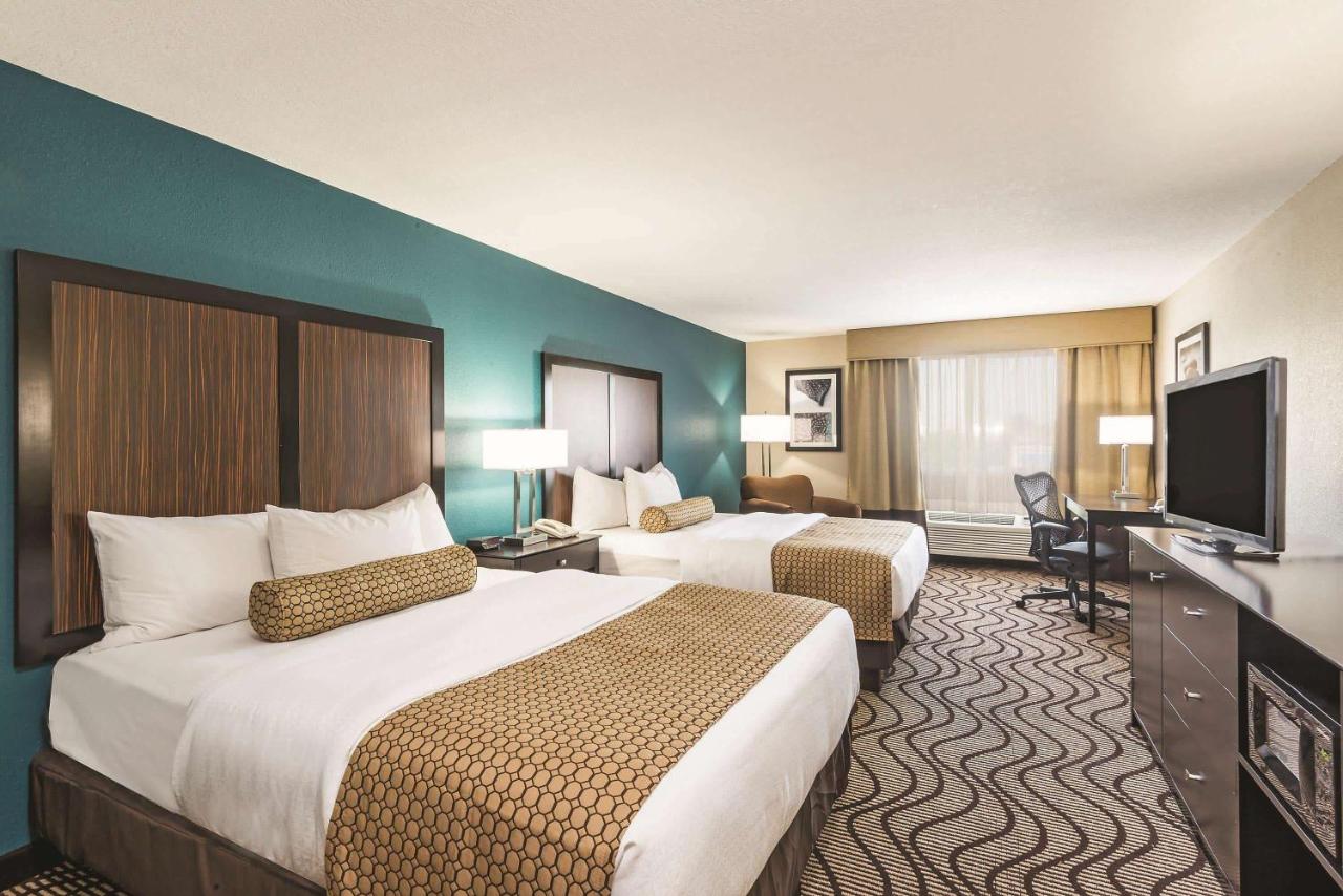 Deluxe Queen Room with Two Queen Beds at La Quinta Inn & Suites by Wyndham Boise Towne Square
