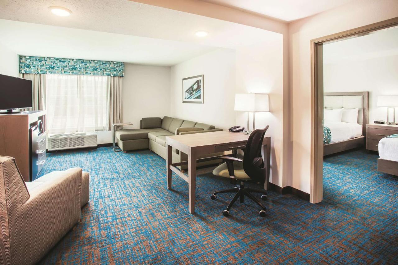 One Bedrooms Suite With Two Queen Beds - Non-Smoking at La Quinta Inn & Suites by Wyndham St. Paul-Woodbury
