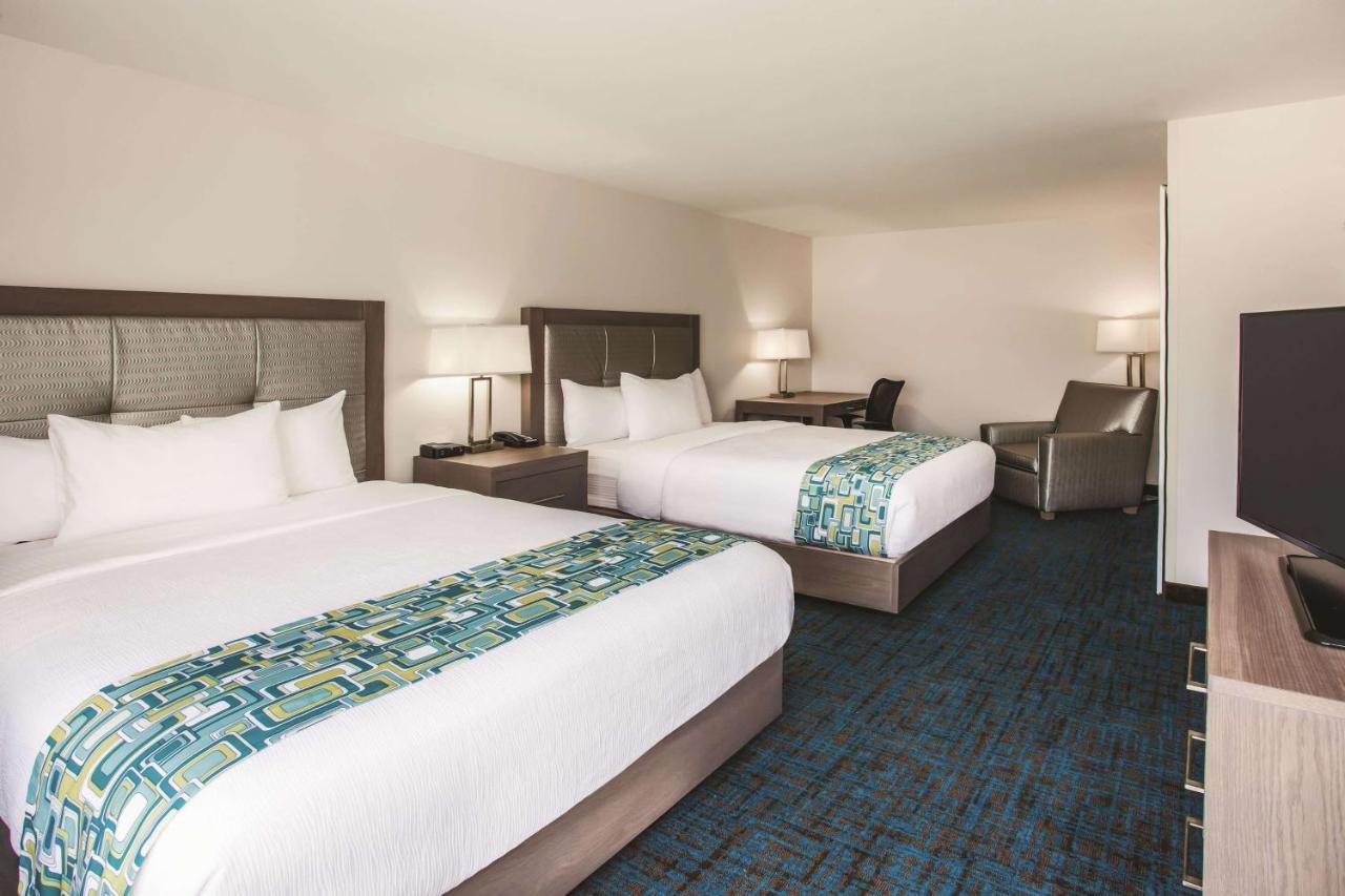 One Bedrooms Suite With Two Queen Beds - Non-Smoking at La Quinta Inn & Suites by Wyndham St. Paul-Woodbury