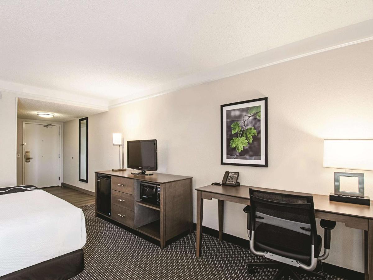  | La Quinta by Wyndham Cincinnati Sharonville