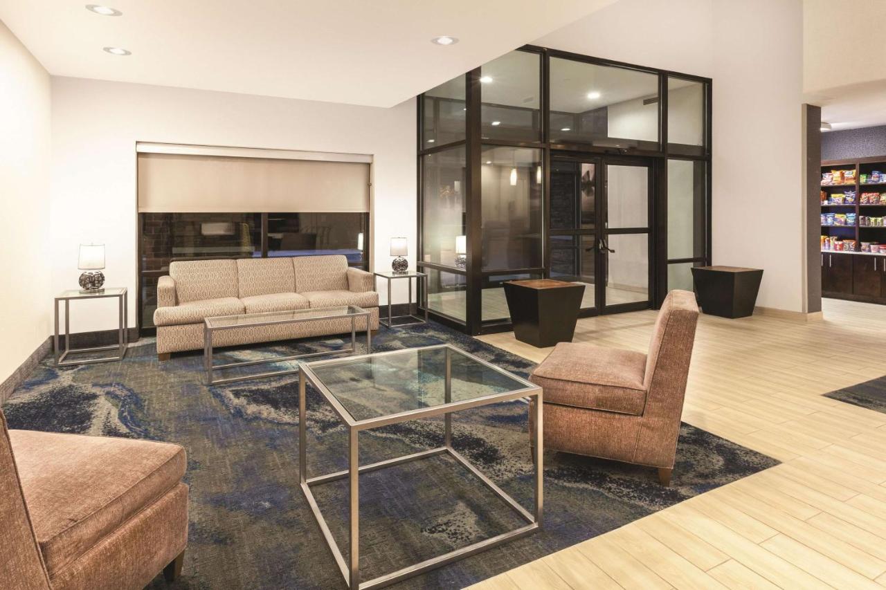 | La Quinta by Wyndham Philadelphia Airport
