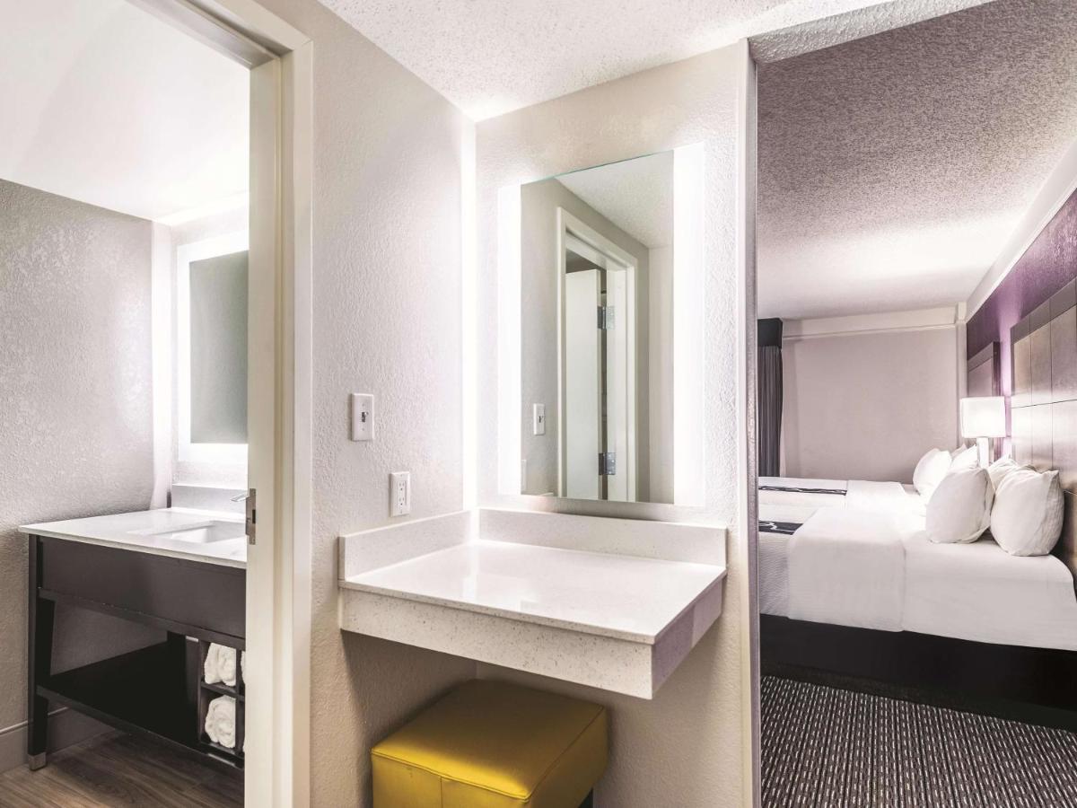  | La Quinta by Wyndham Cincinnati Sharonville