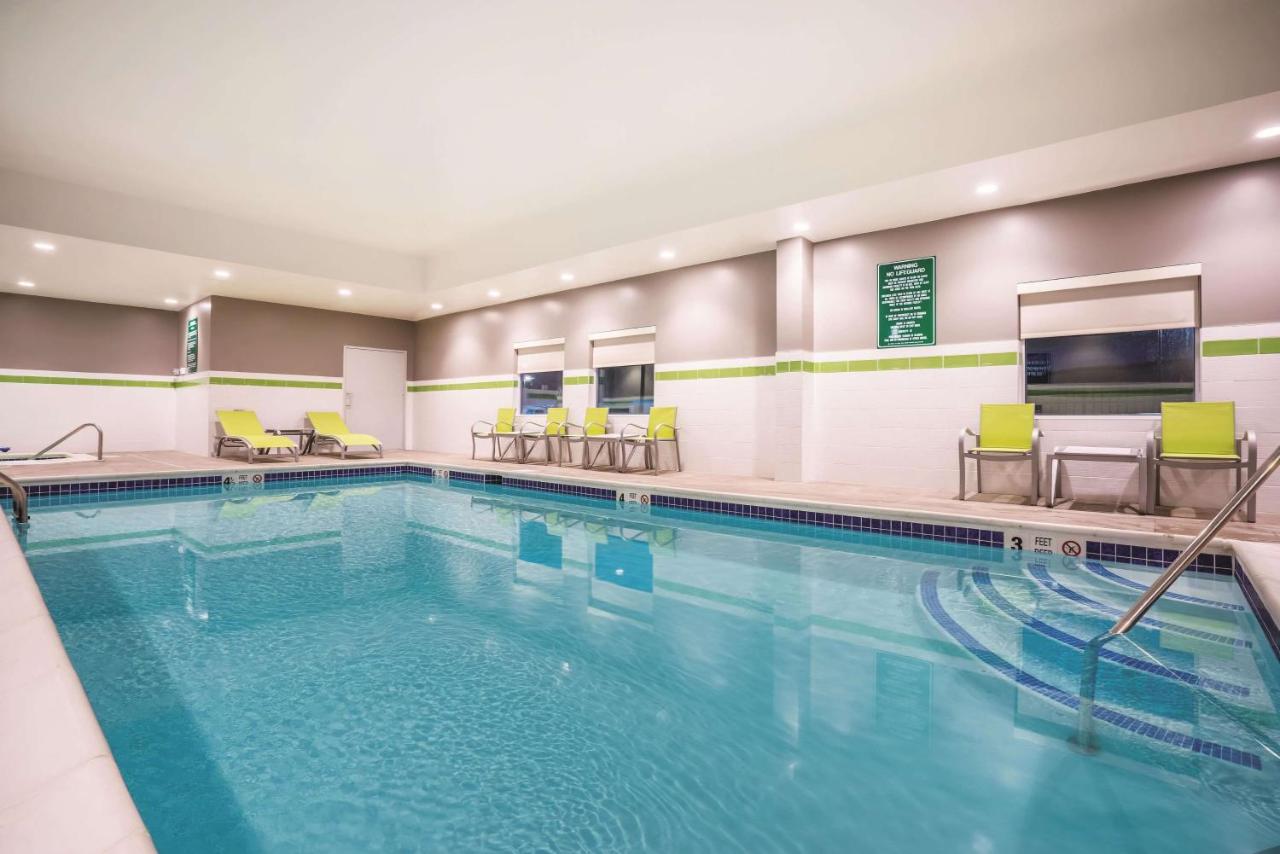 | La Quinta by Wyndham Clifton Park