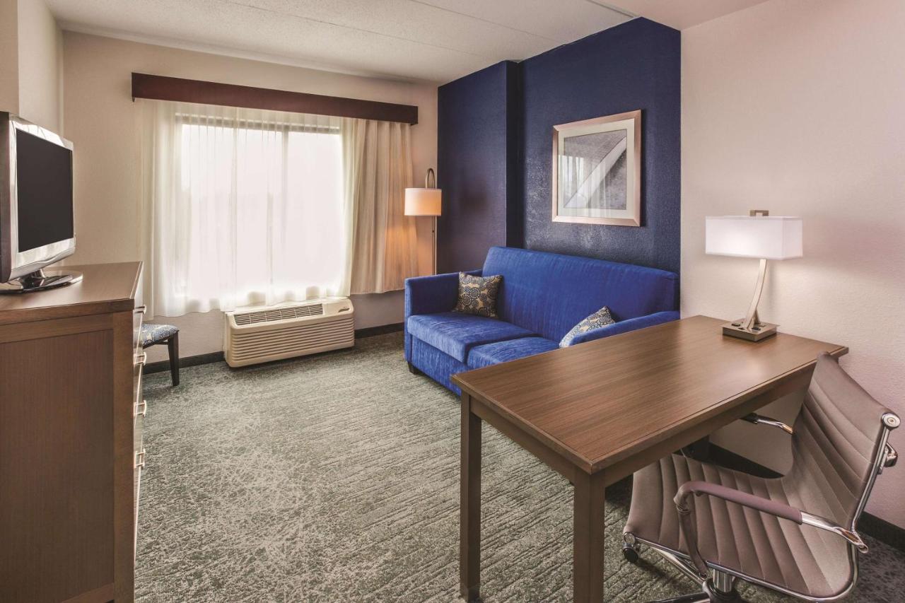 | La Quinta by Wyndham Philadelphia Airport