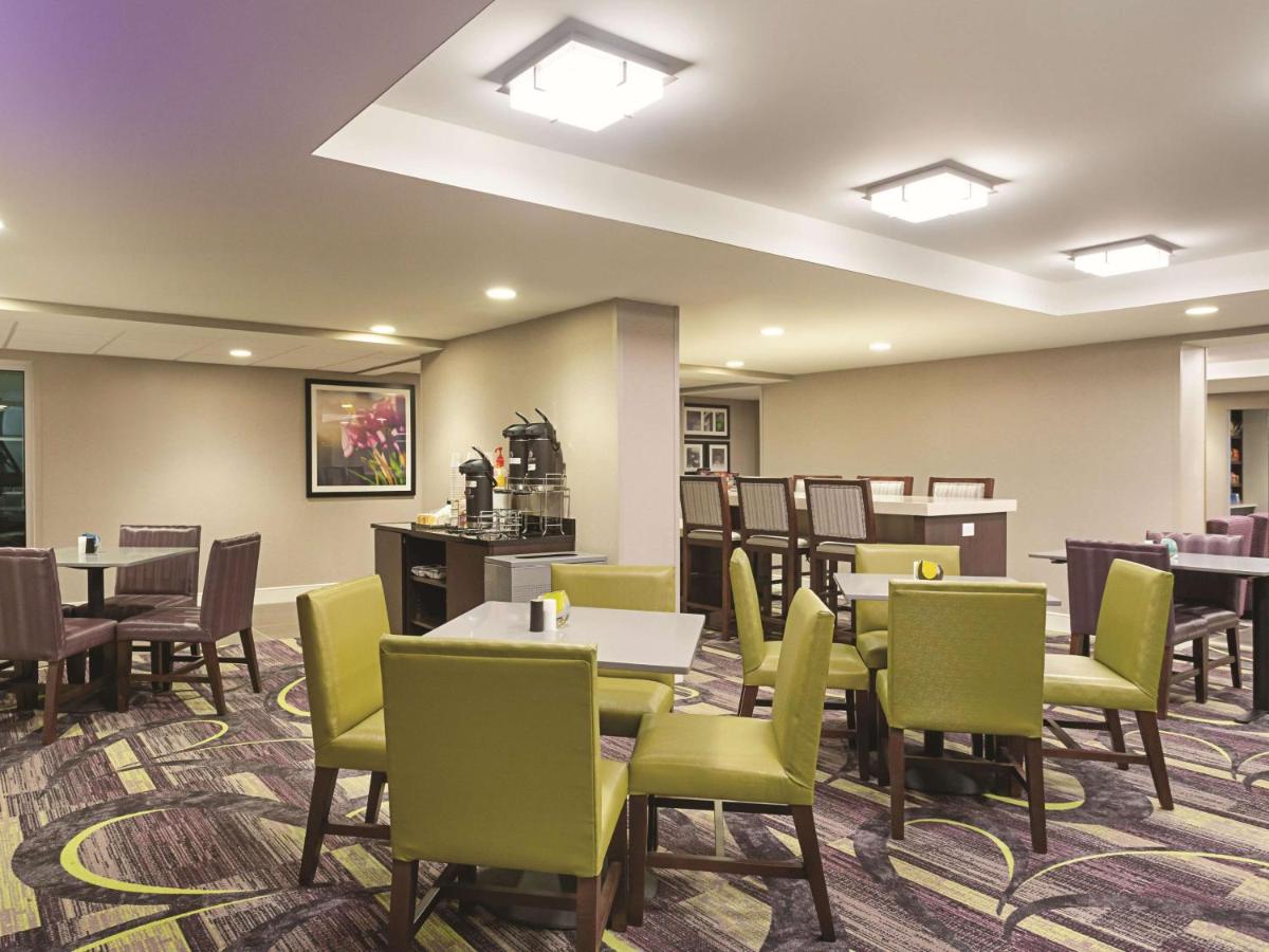| La Quinta by Wyndham Baltimore BWI Airport