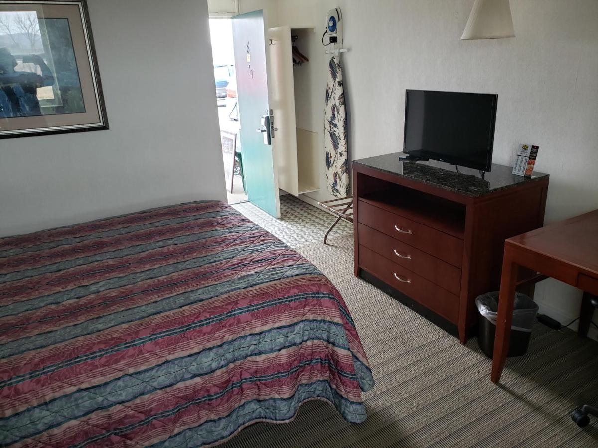 | Huntingdon Motor Inn